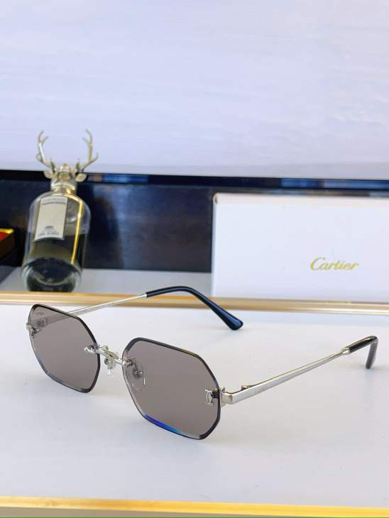 Picture of Cartier Sunglasses _SKUfw80049455fw